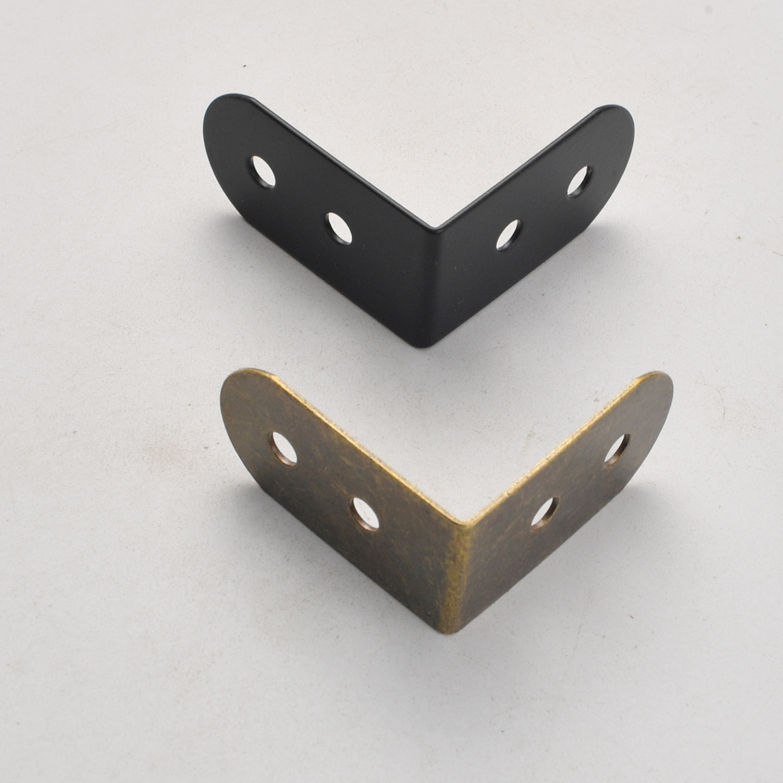 Furniture Hardware Material - Кронштейн-уголок из толстого железа черного цвета,